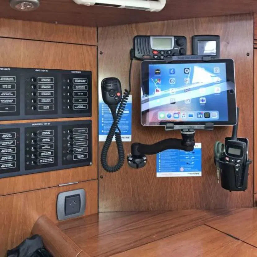 RAILBLAZA Swing Arm R-Lock